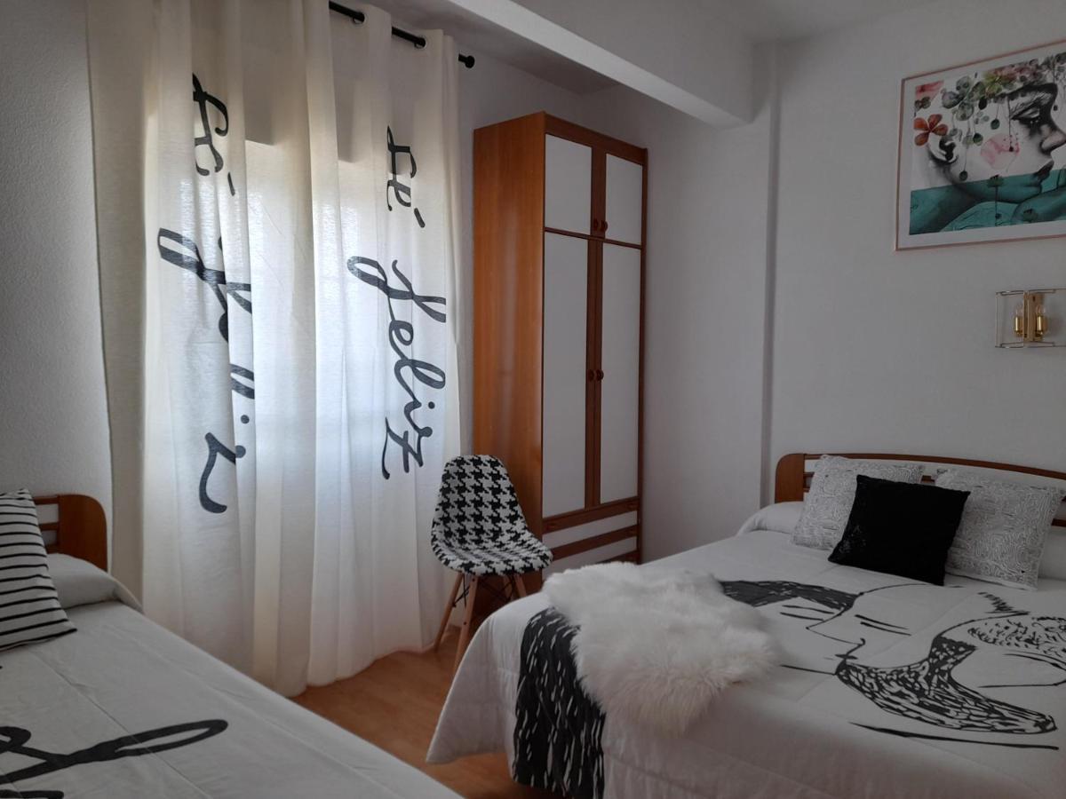 Hostal Los Chanos el Ruso Galende Exterior foto