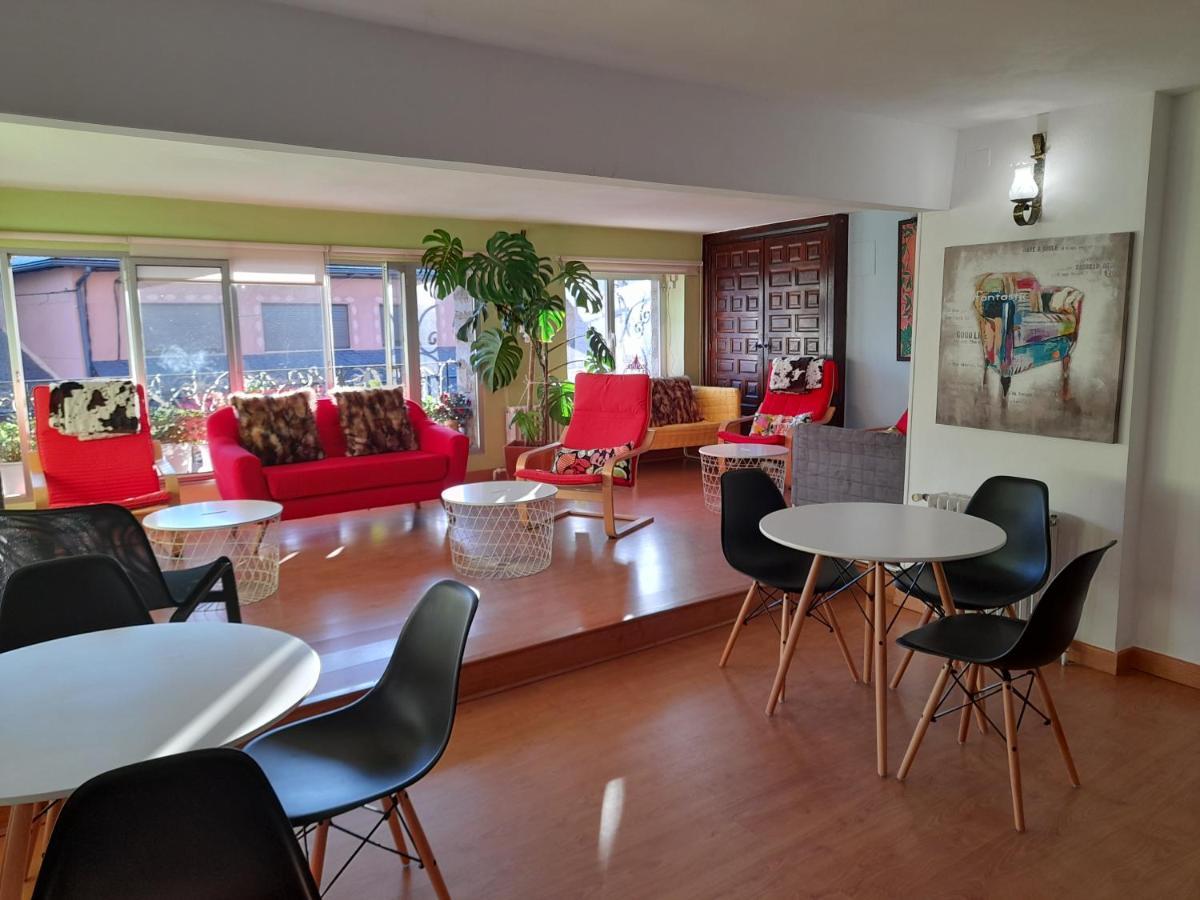 Hostal Los Chanos el Ruso Galende Exterior foto