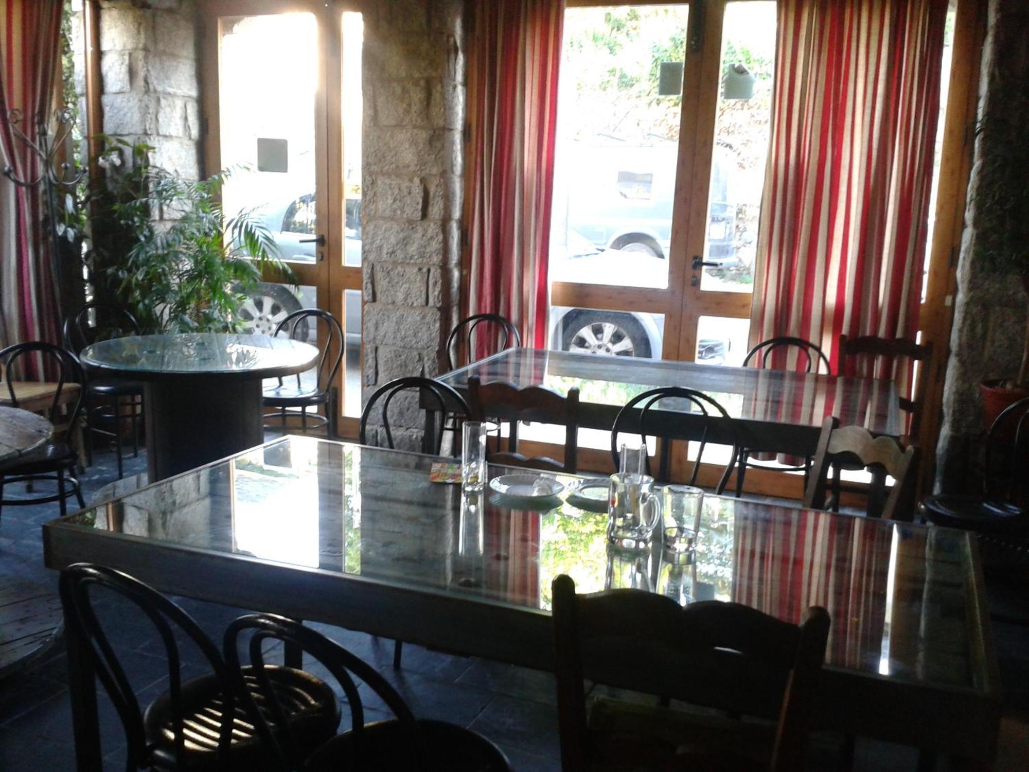 Hostal Los Chanos el Ruso Galende Exterior foto