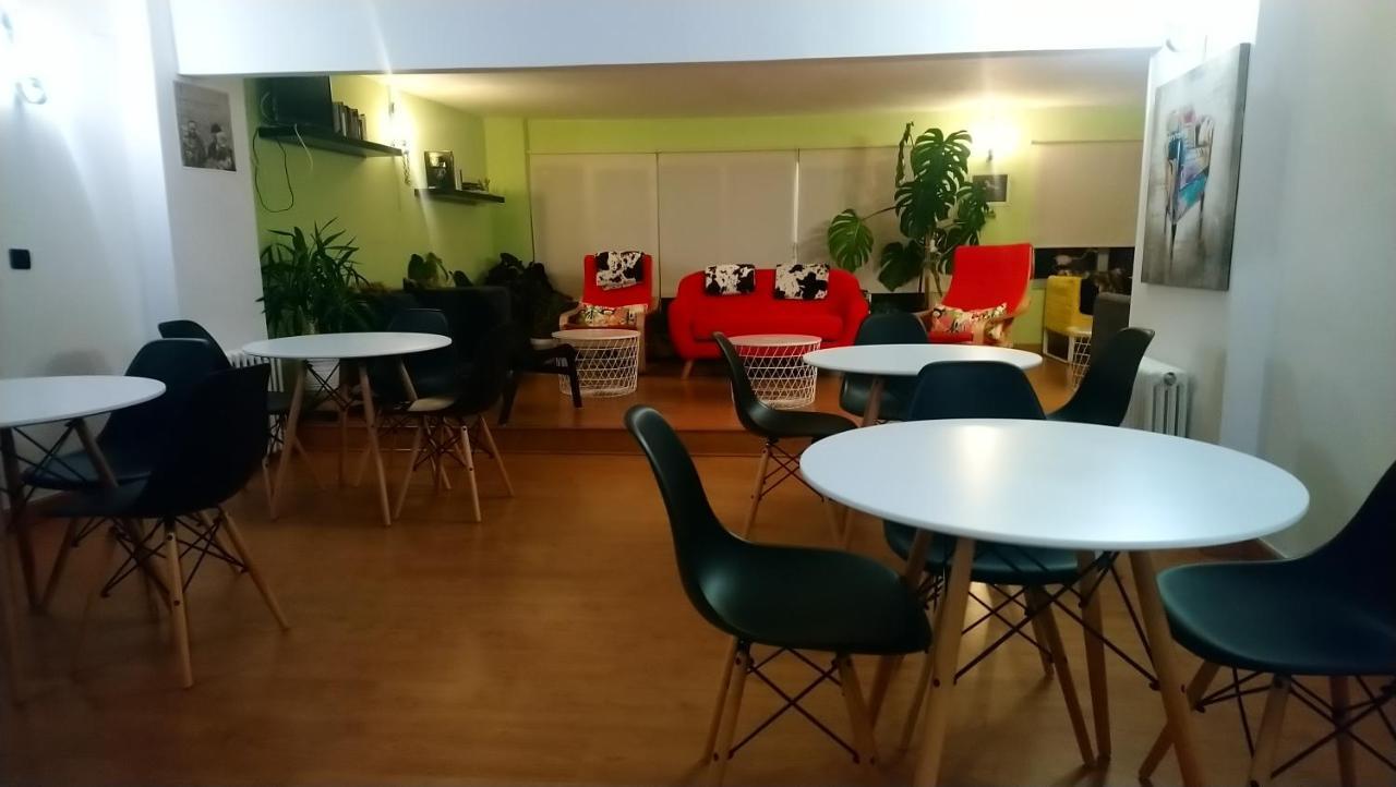 Hostal Los Chanos el Ruso Galende Exterior foto
