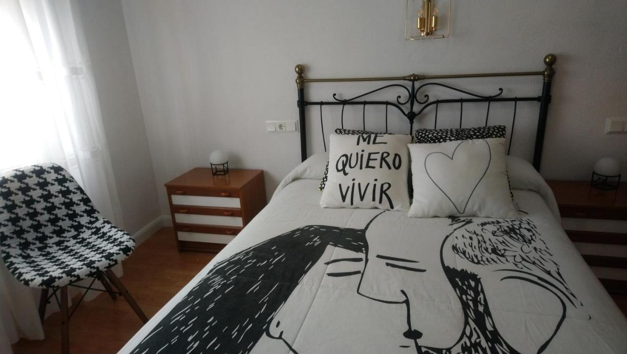 Hostal Los Chanos el Ruso Galende Exterior foto